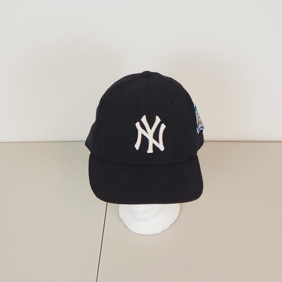 VTG New York Yankees New Era Authentic Diamond 1998 World Series Hat SZ 7 1/8 - Picture 1 of 11